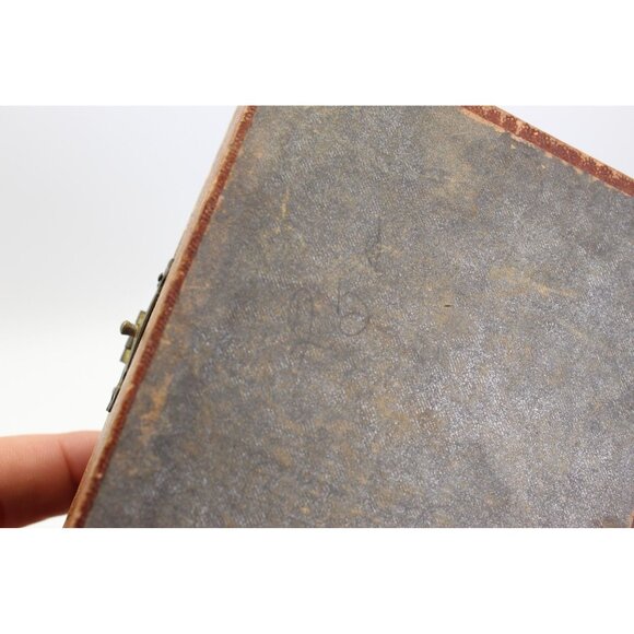 Antique Lithographed Trinket Box: Victorian Romantic Couple Scene, Late 1800s Ke - Picture 9 of 13